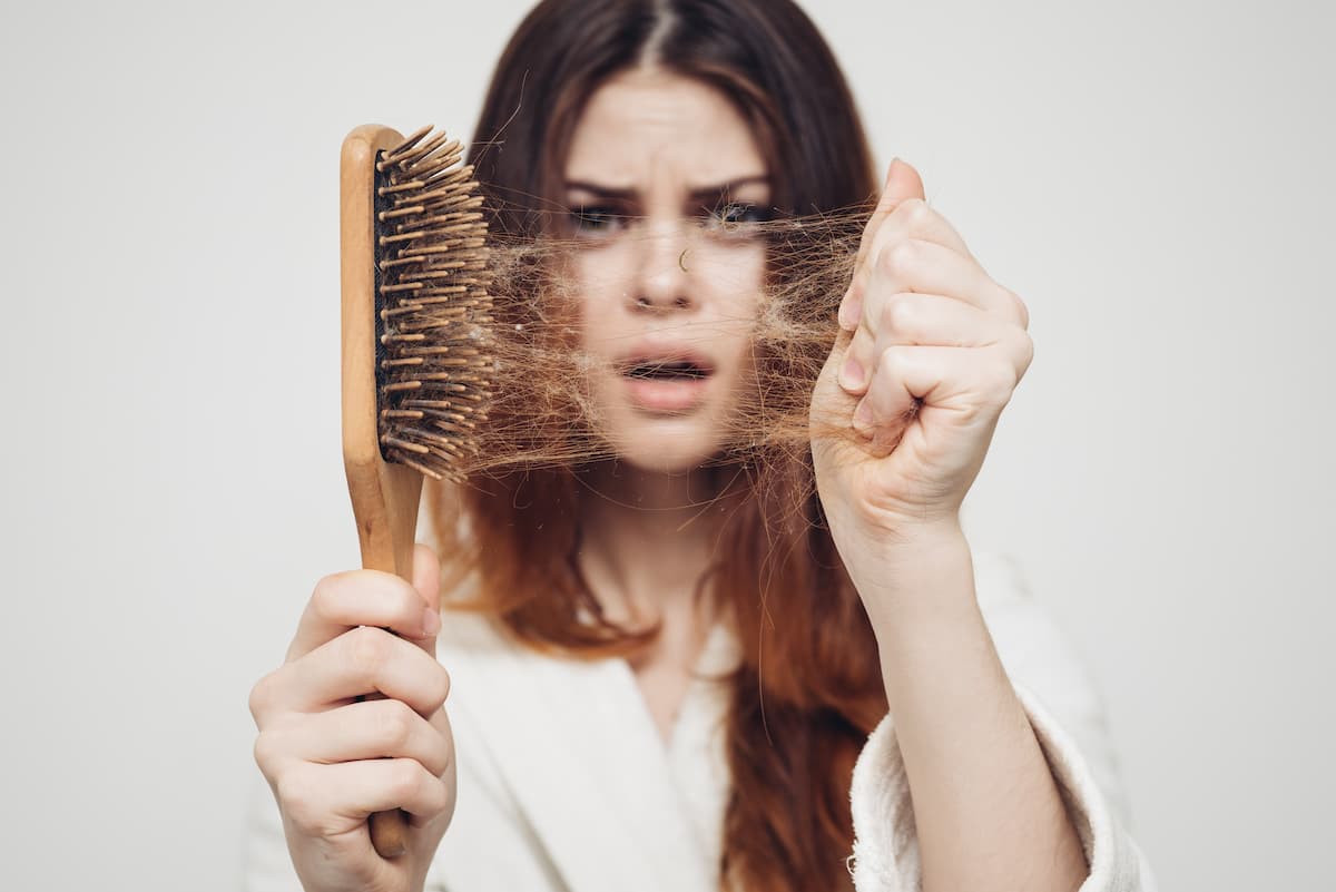 cnajlepszy szampon przeciw wypadaniu włosów